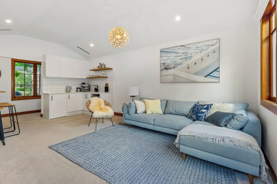 d273ab93-bddf-4318-bdef-62ffc610d88e