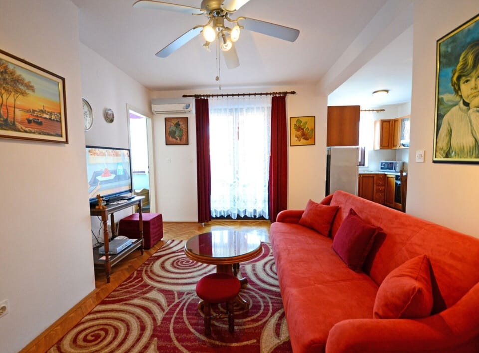 Apartment | Living area