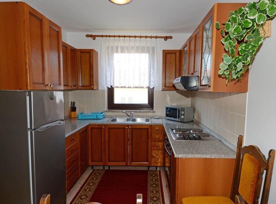 Apartment | Private kitchen | Cookware/dishes/utensils
