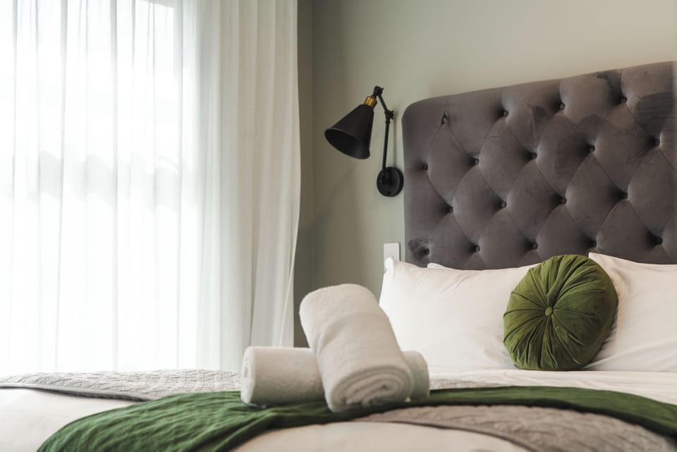 Bedroom 2 (2)