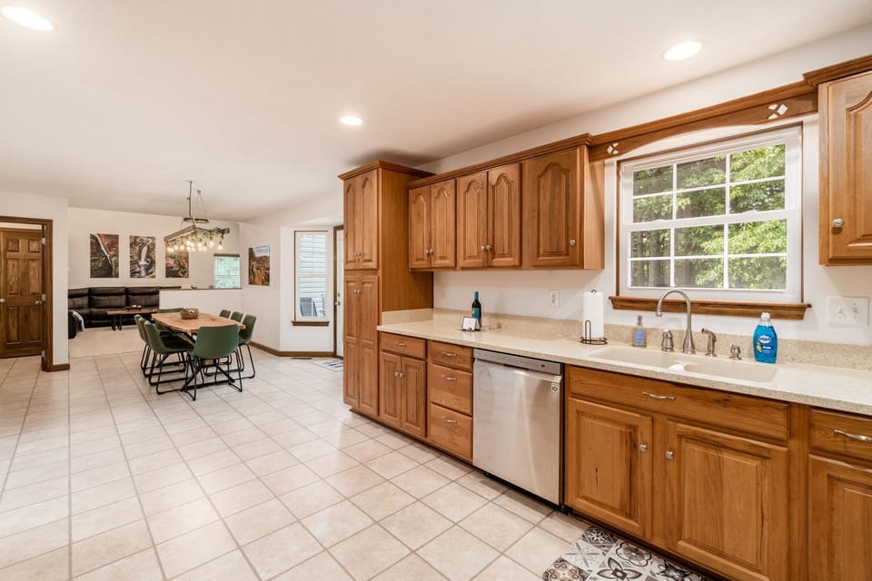 Fully equipped kitchen with modern appliances for home-cooked meals.