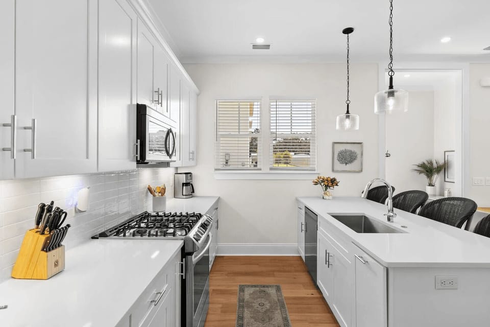House (4 Bedrooms) | Interior