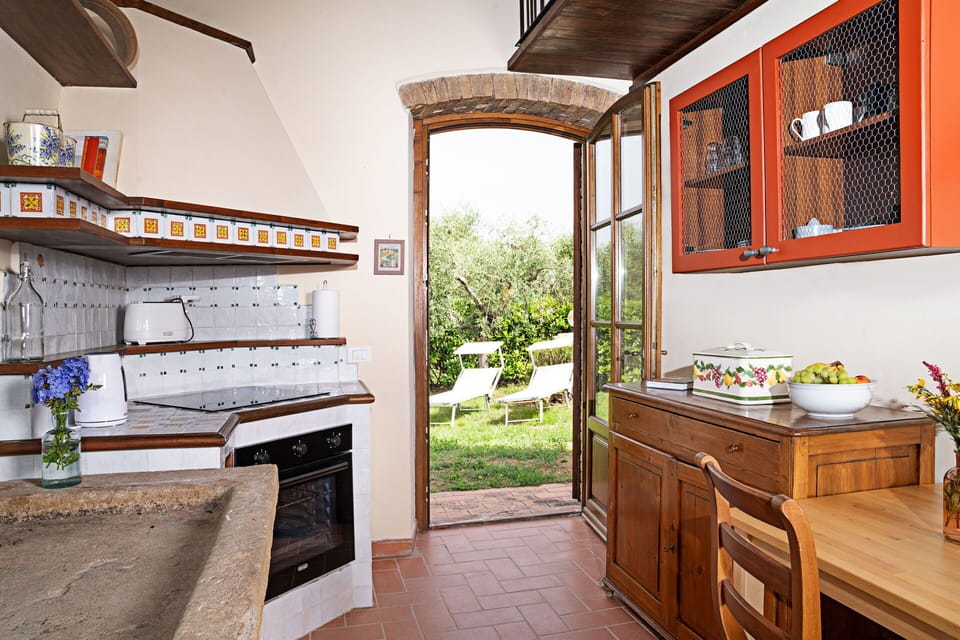 Dining Room, Kitchen
