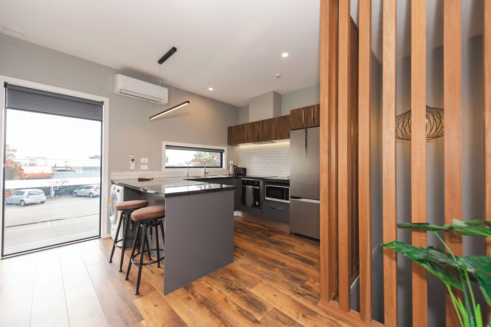 Kitchen (2)