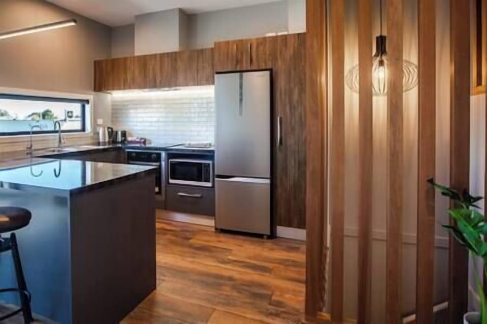 Kitchen (1)