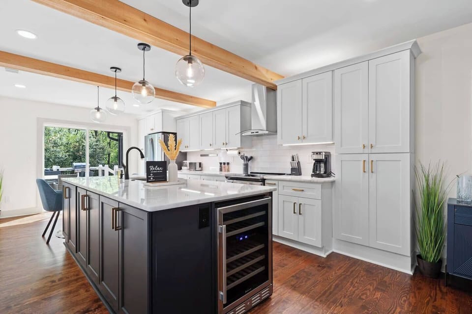 Suite 1 - Kitchen