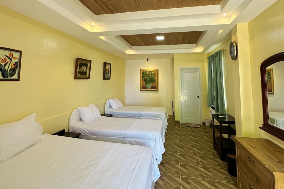 Barkada Room | Desk, bed sheets