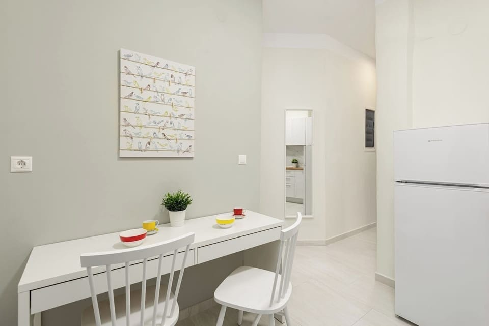 Premium Apartment, 3 Bedrooms, Balcony, Park View | Private kitchen | Microwave, oven, stovetop, espresso maker