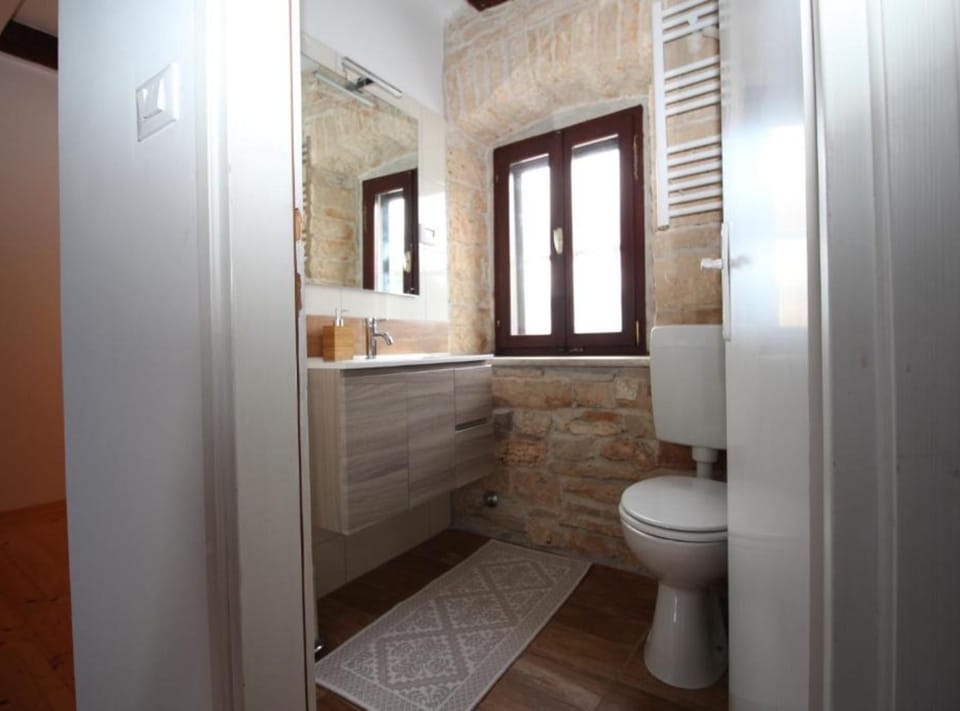 Villa (Two Bedroom Villa) | Bathroom | Shower, towels