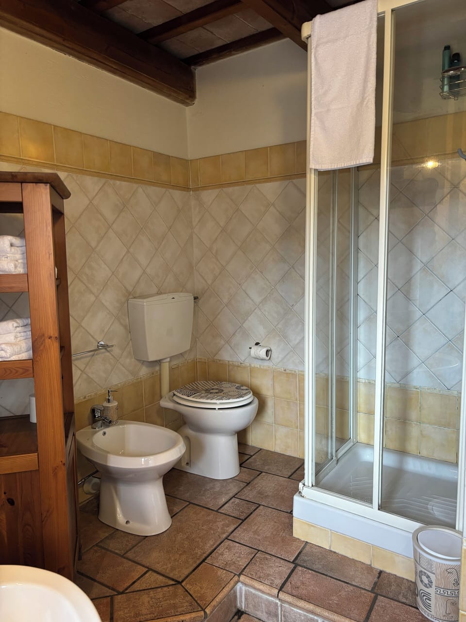 Basic Apartment, City View | Bathroom