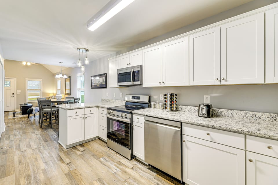 House (2 Bedrooms) | Interior