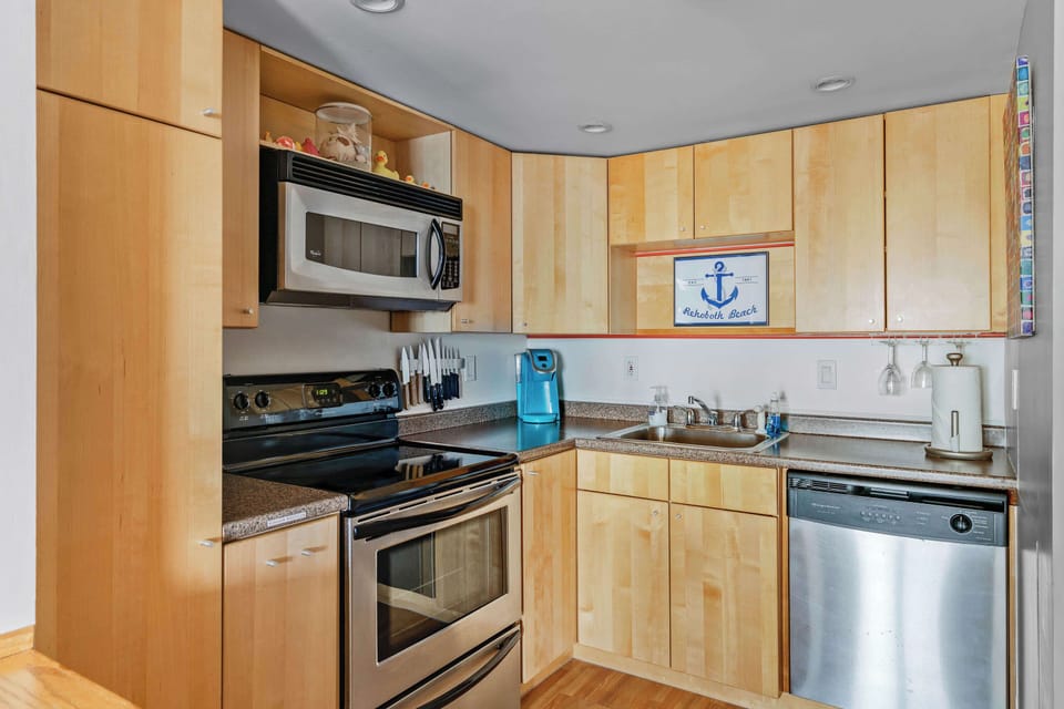 Full Kitchen