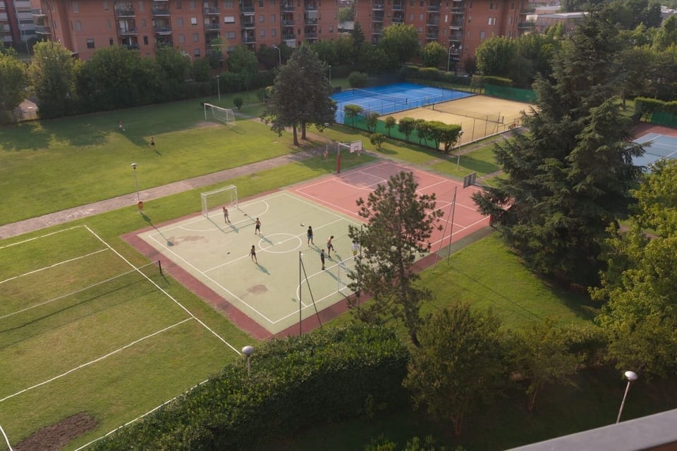 Sport court