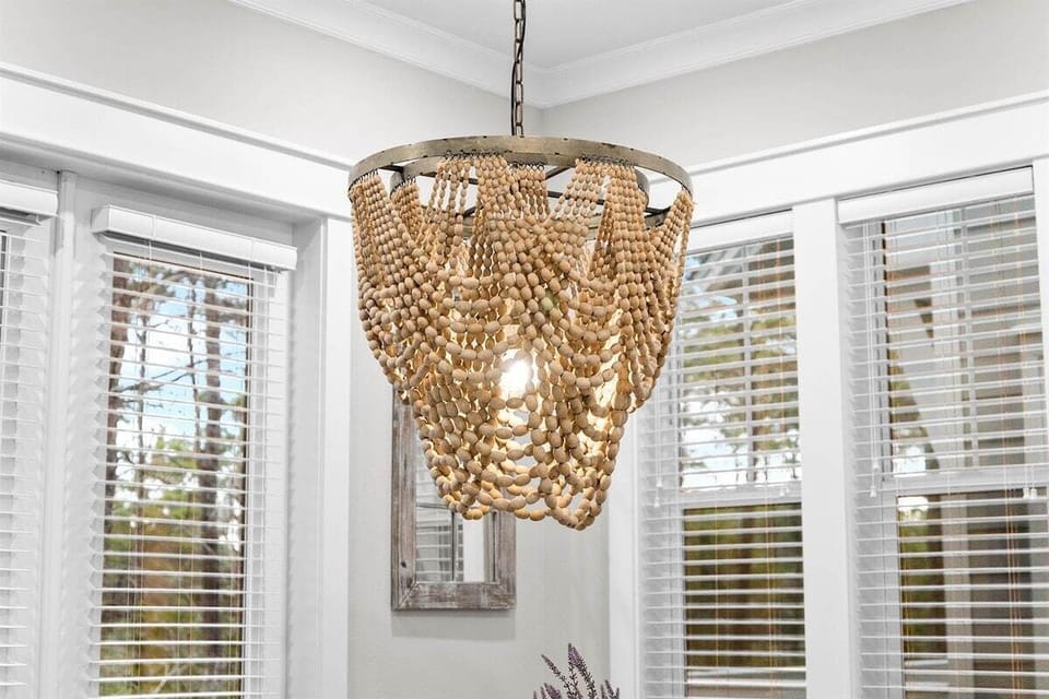 This light fixture is "bead"iful