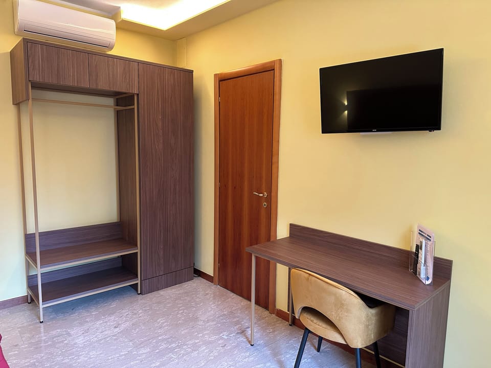 Desk, laptop workspace, soundproofing, iron/ironing board