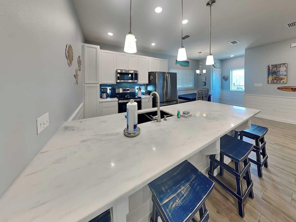 Studio (3 Bedrooms) | Property amenity