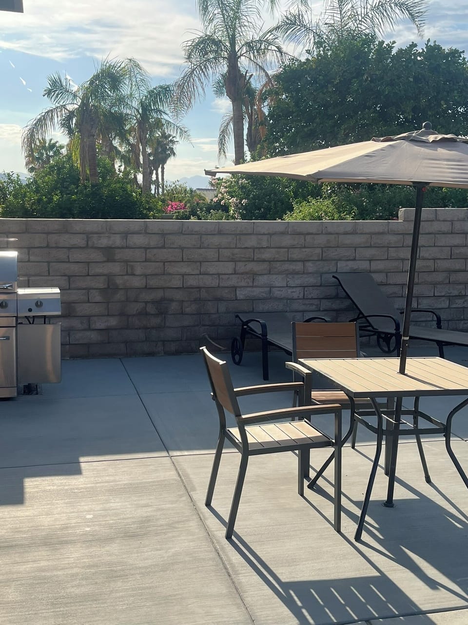 Outdoor dining