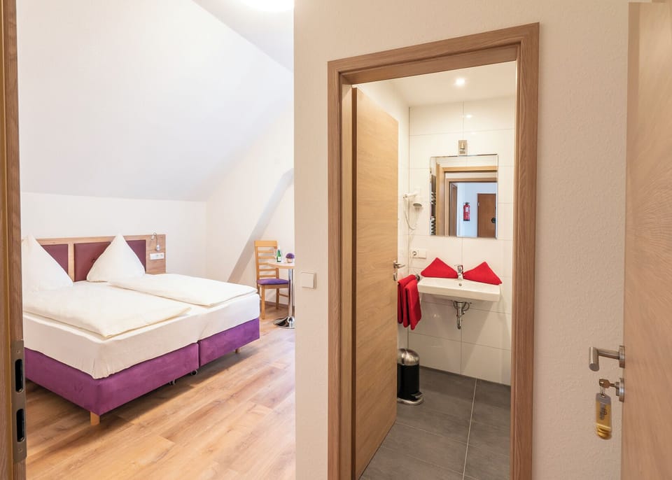Deluxe Double Room | Desk, free WiFi