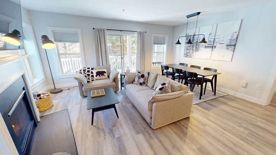 Home Decor, Furniture, Indoors, Living Room, Room