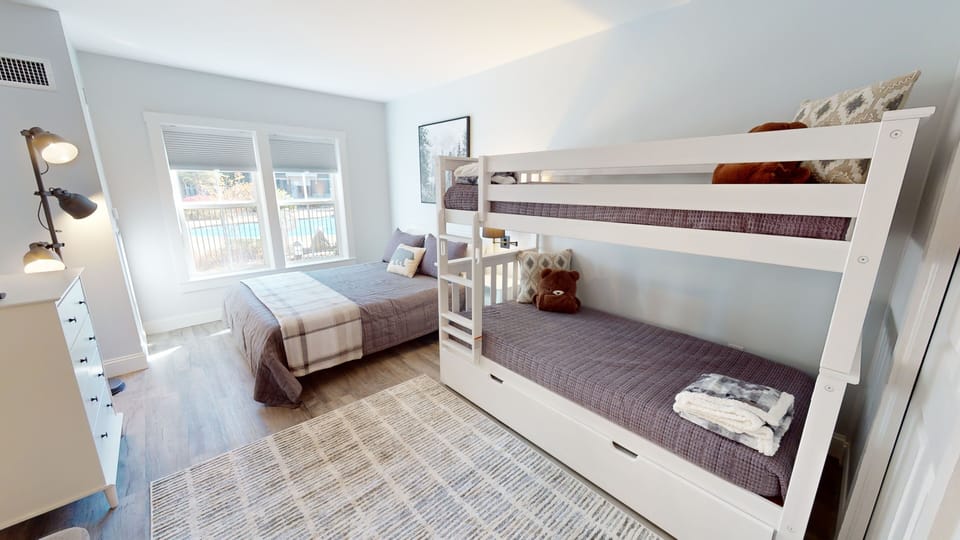 Home Decor, Furniture, Crib, Bed, Bedroom