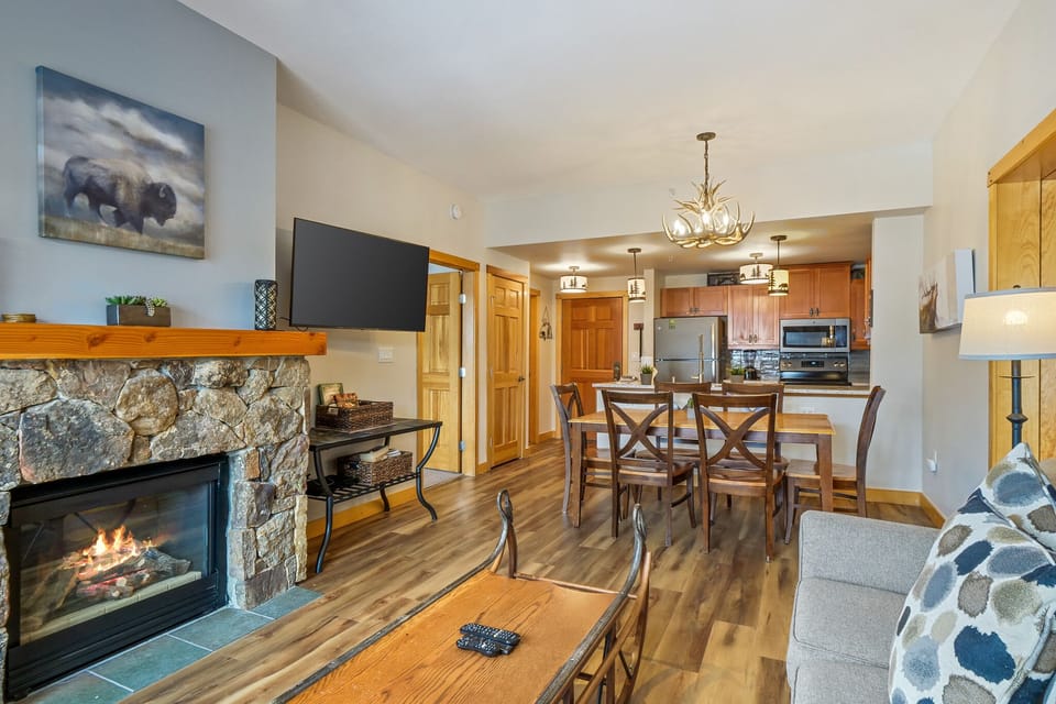 Indoors, Furniture, Living Room, Fireplace, Floor