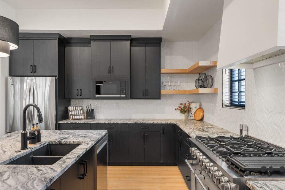 Gourmet Kitchen