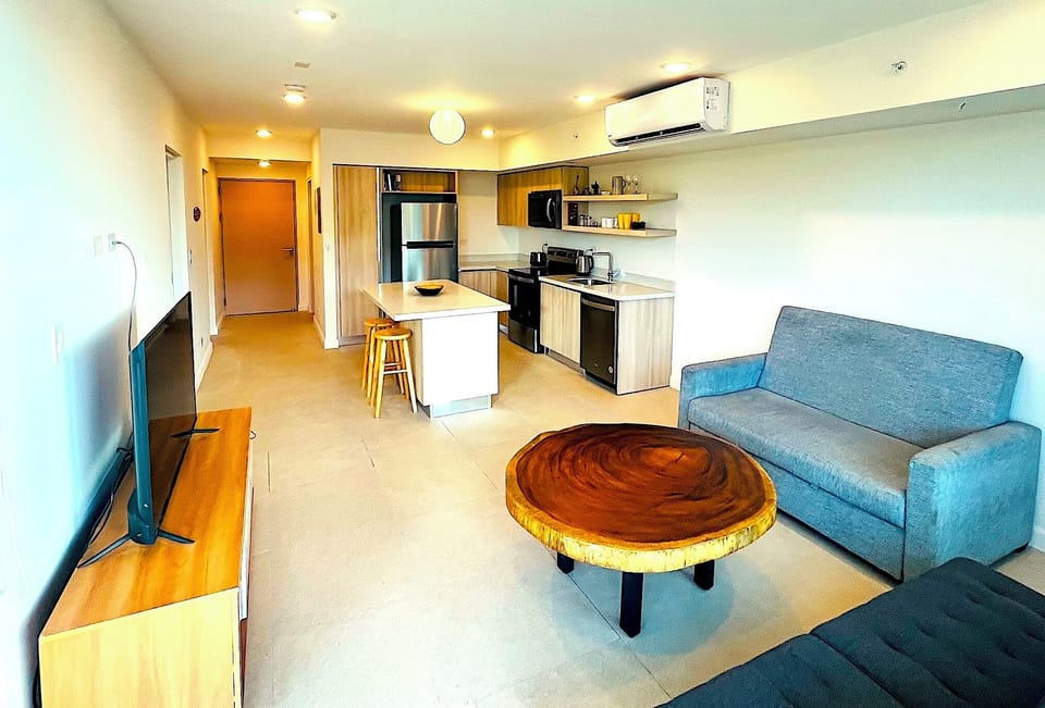 305livingkitchen2