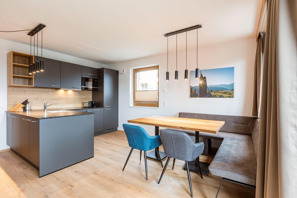 Apartment | Dining
