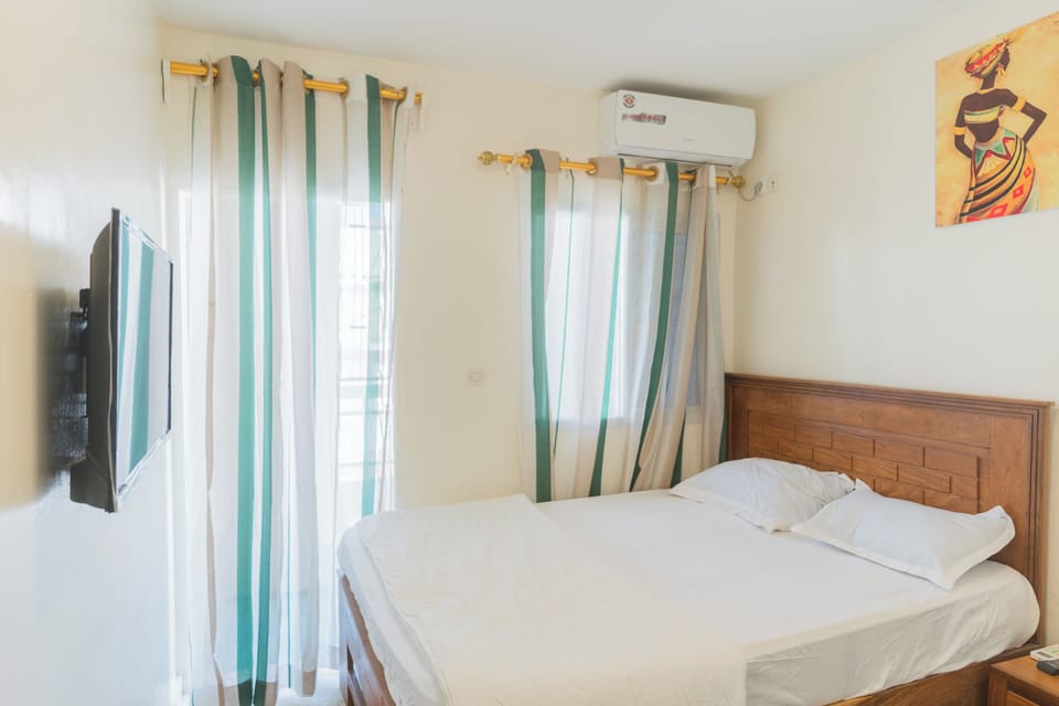 Single Room, Balcony, City View | Desk, free WiFi