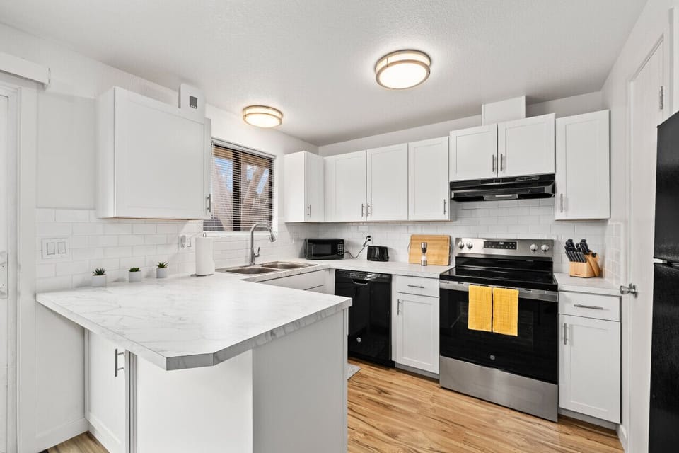 Open bright fully stocked kitchen