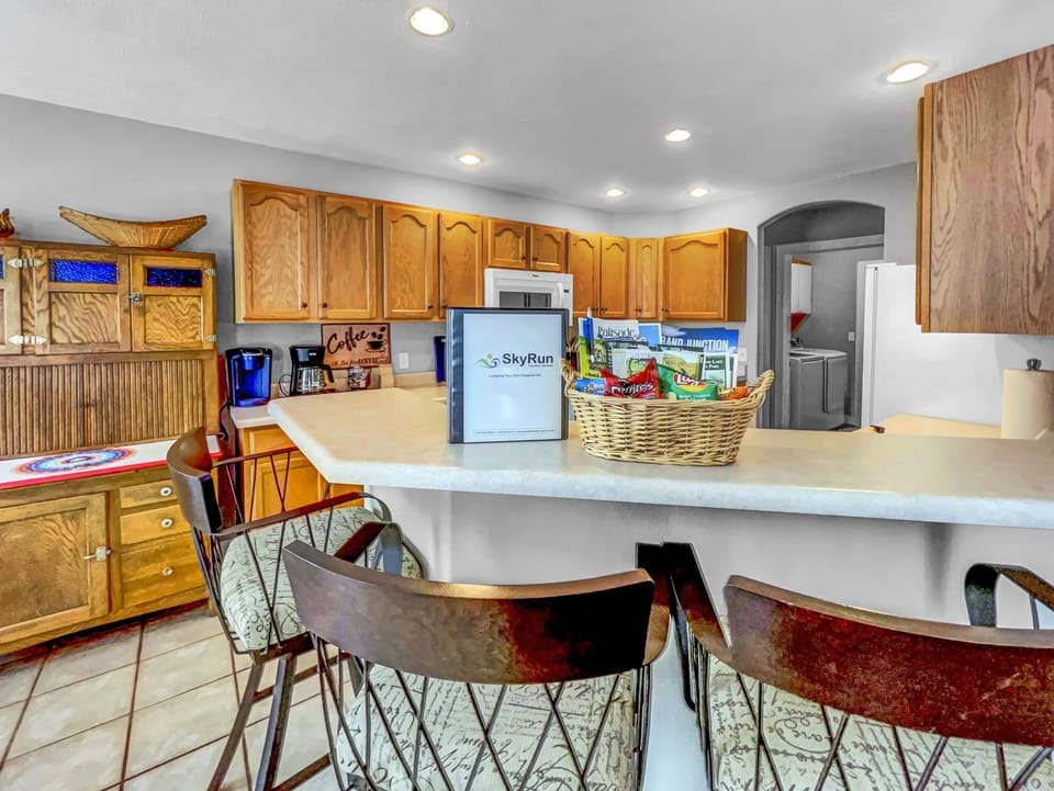 House, 4 Bedrooms | Interior