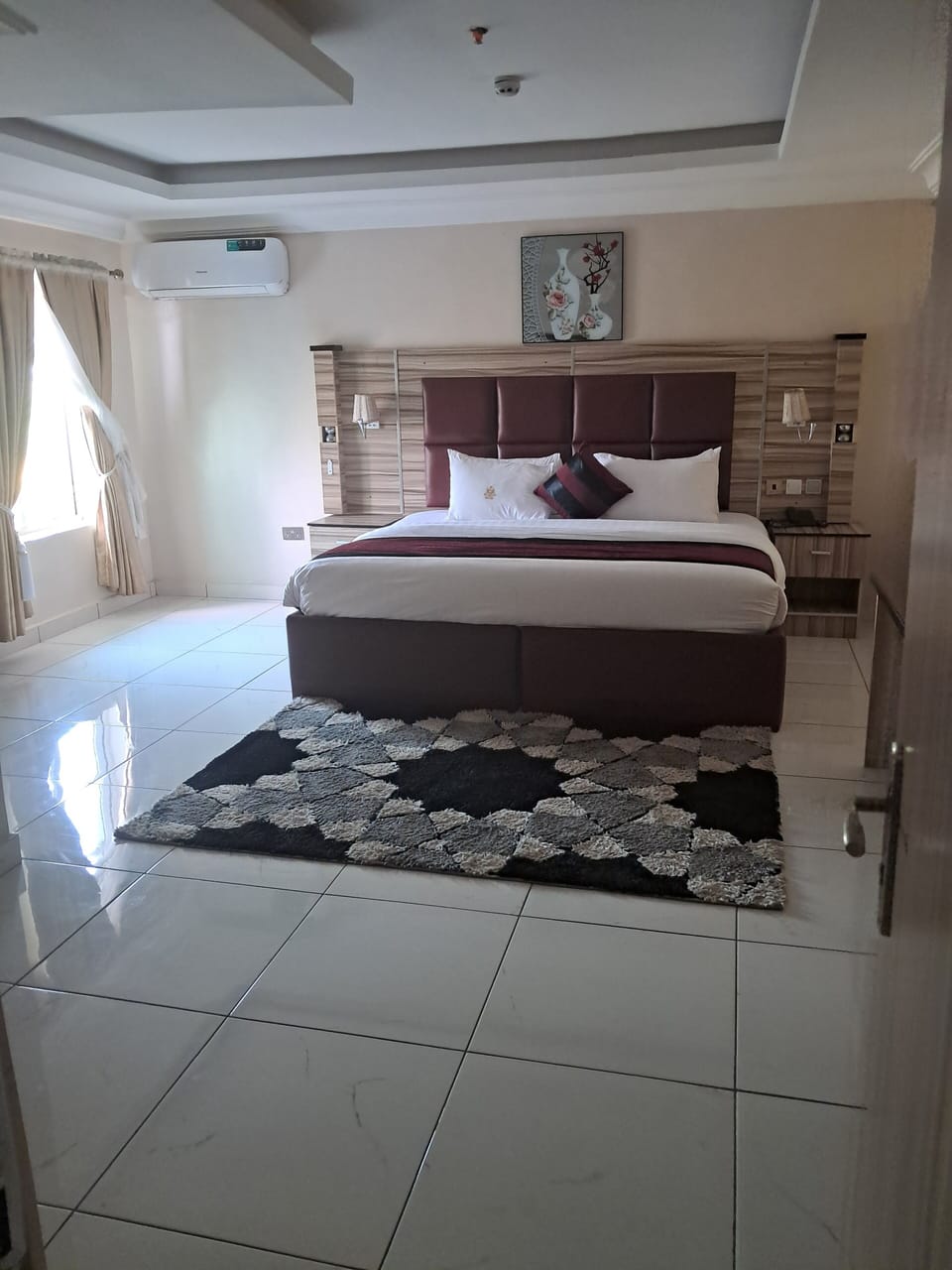 Superior Triple Room, City View | Free WiFi, bed sheets