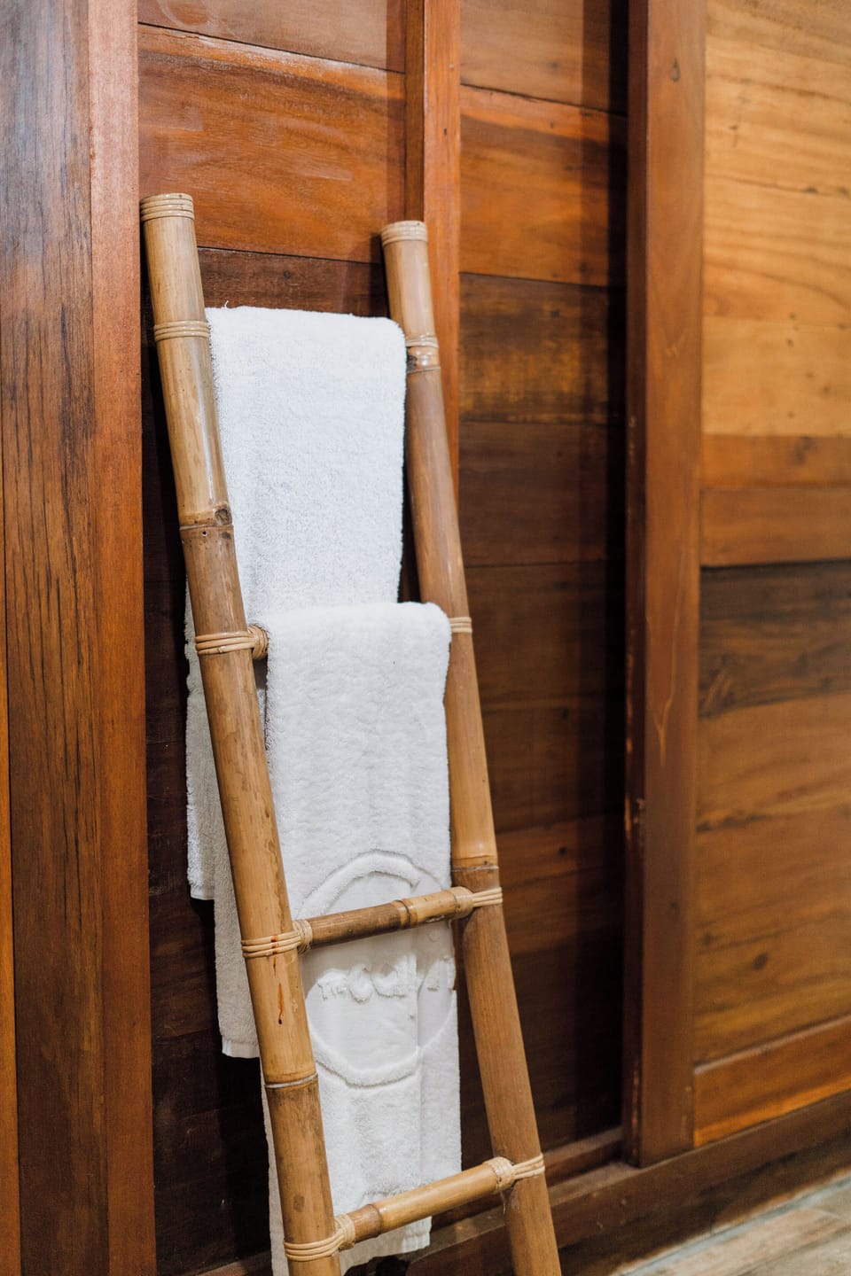 Panoramic House, Garden View | Bathroom amenities | Bathrobes