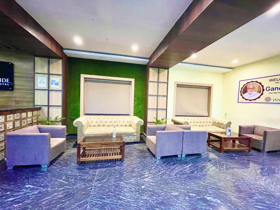 Reception hall