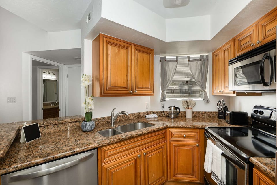 Fully-stocked kitchen