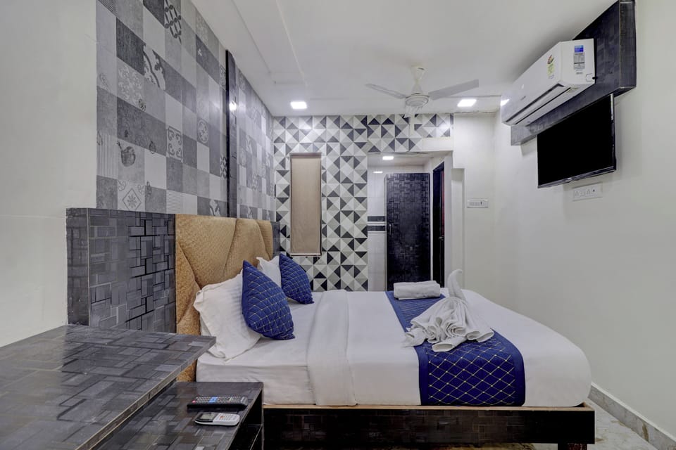 Deluxe Room | Desk, laptop workspace, soundproofing, free WiFi