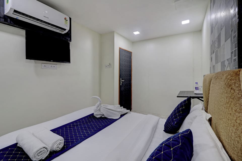 Deluxe Room | Desk, laptop workspace, soundproofing, free WiFi
