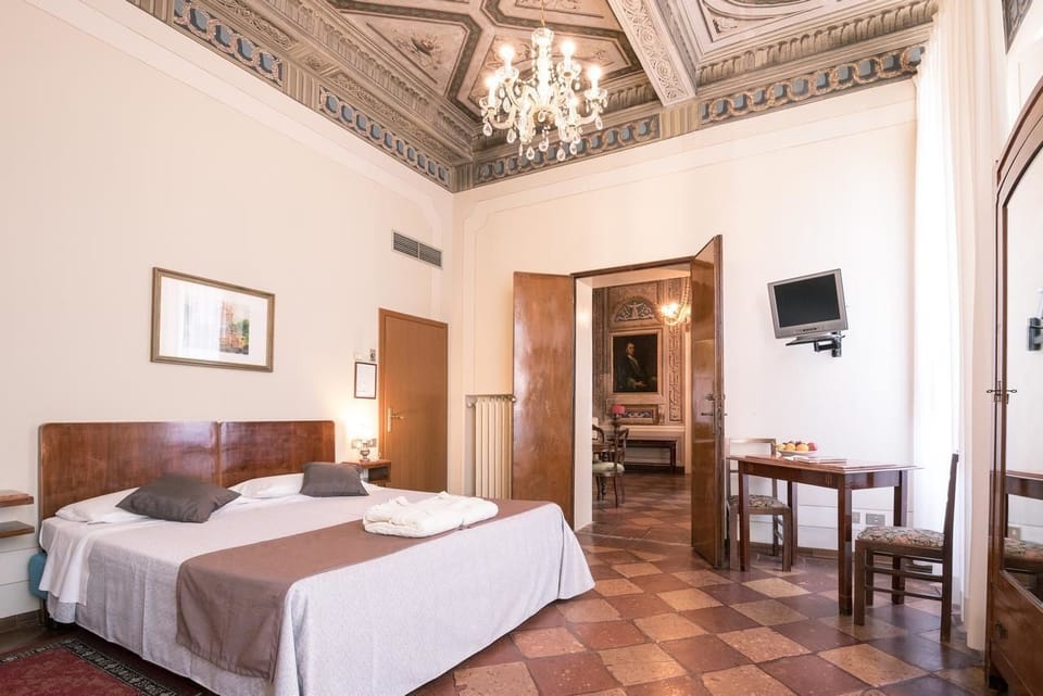 Superior Double Room | Minibar, in-room safe, desk, iron/ironing board