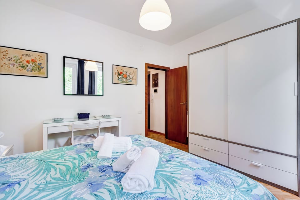 Apartment, 1 Bedroom, Non Smoking, City View | 1 bedroom, iron/ironing board, cribs (free), WiFi (free)