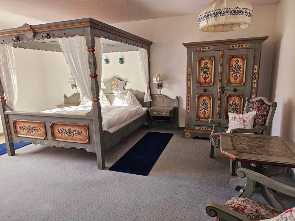 Executive Double Room, Courtyard View | In-room safe, desk, laptop workspace, soundproofing