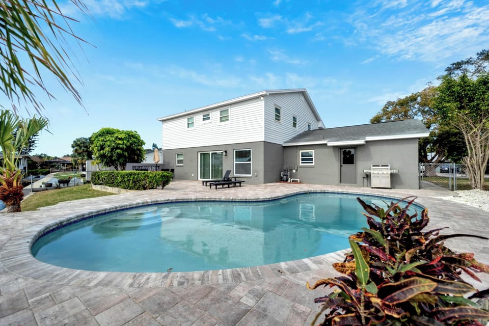 Welcome to our Waterfront Getaway