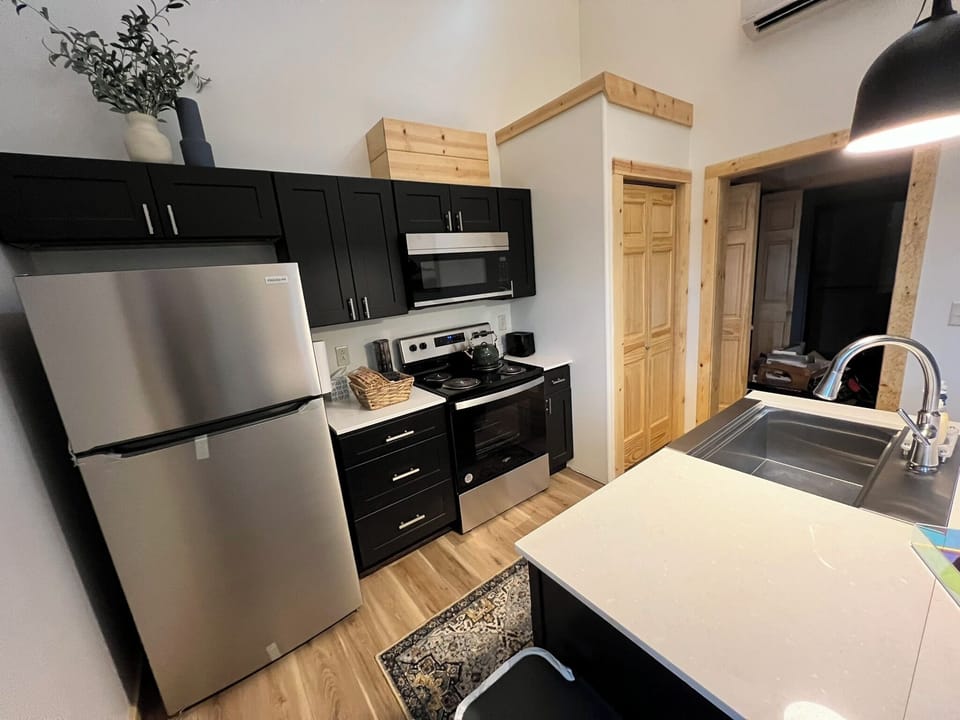 Full Kitchen