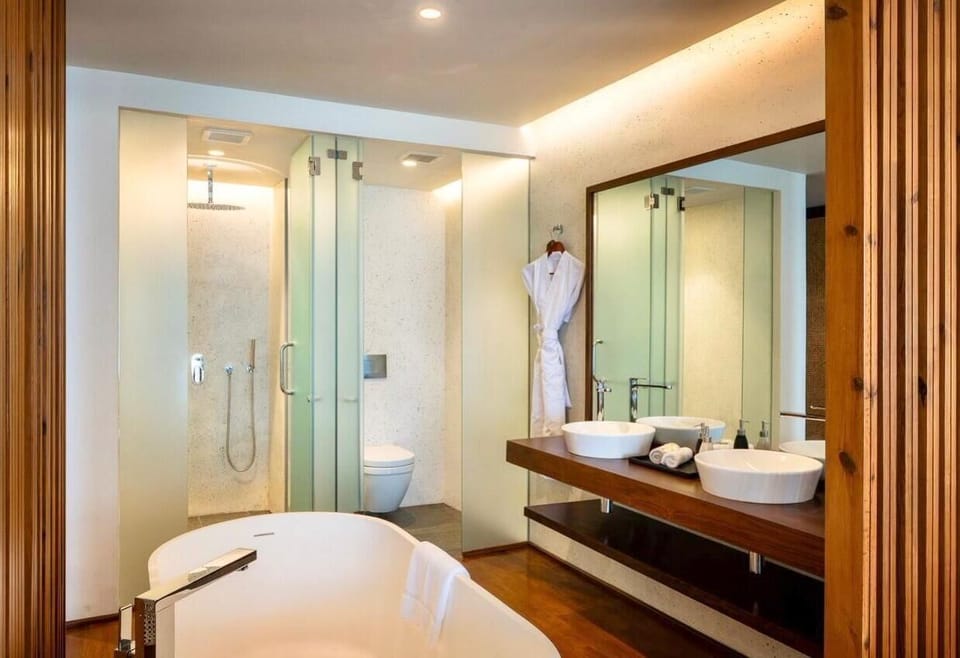 Hair dryer, bathrobes, slippers, bidet