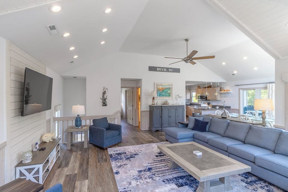 Top Level Living Area