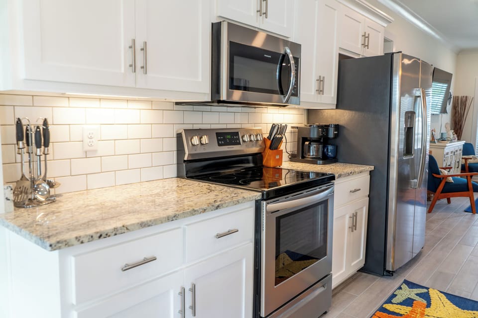 005 Sunset Blessing Kitchen Appliances