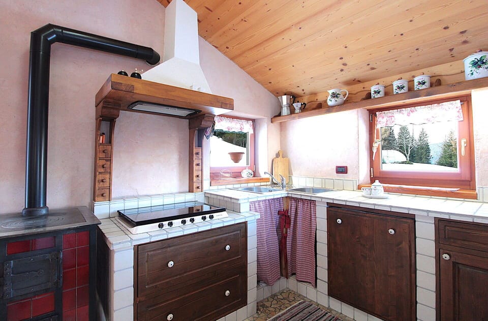 Autumn, Kitchen, Spring, Summer