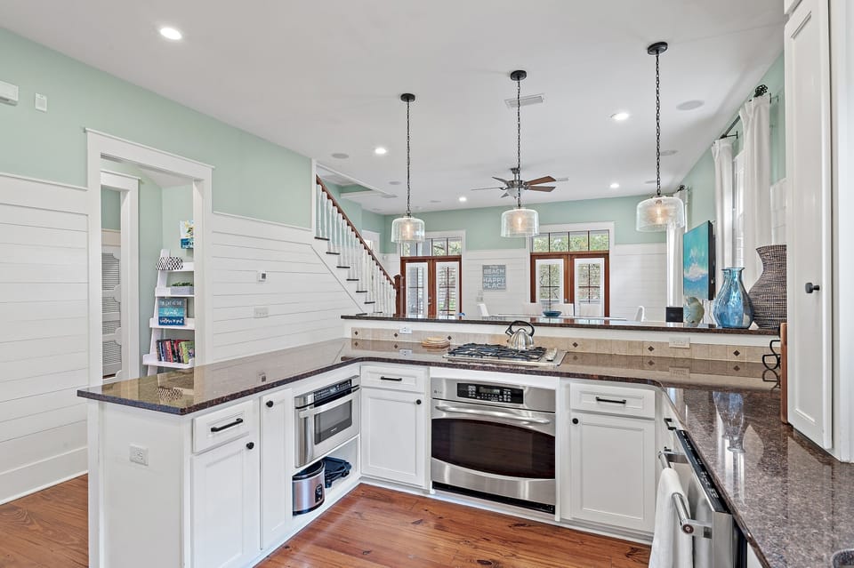 Fully Stocked Kitchen