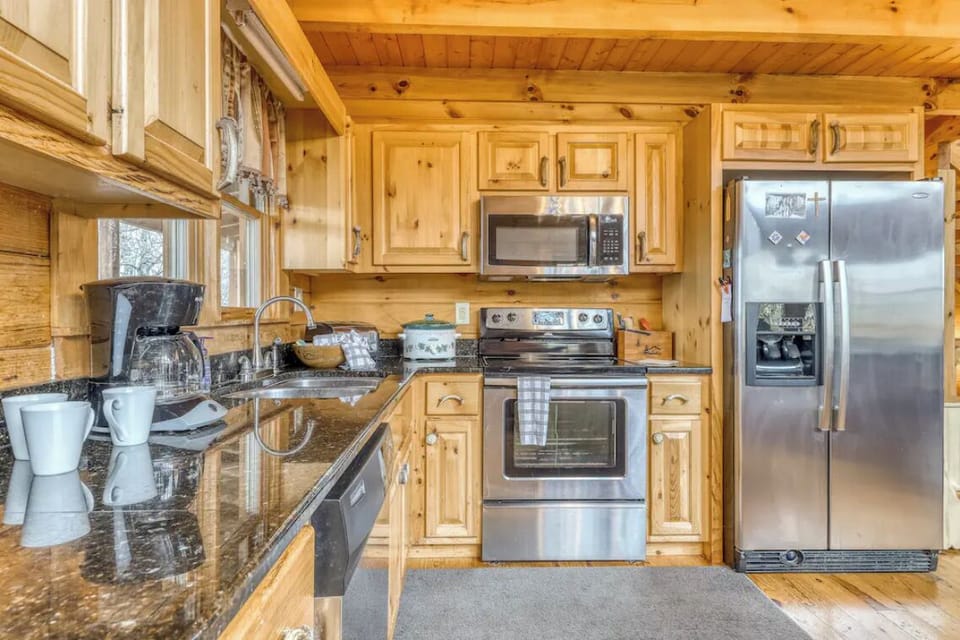 Fully stocked kitchen is ready for you to cook in!