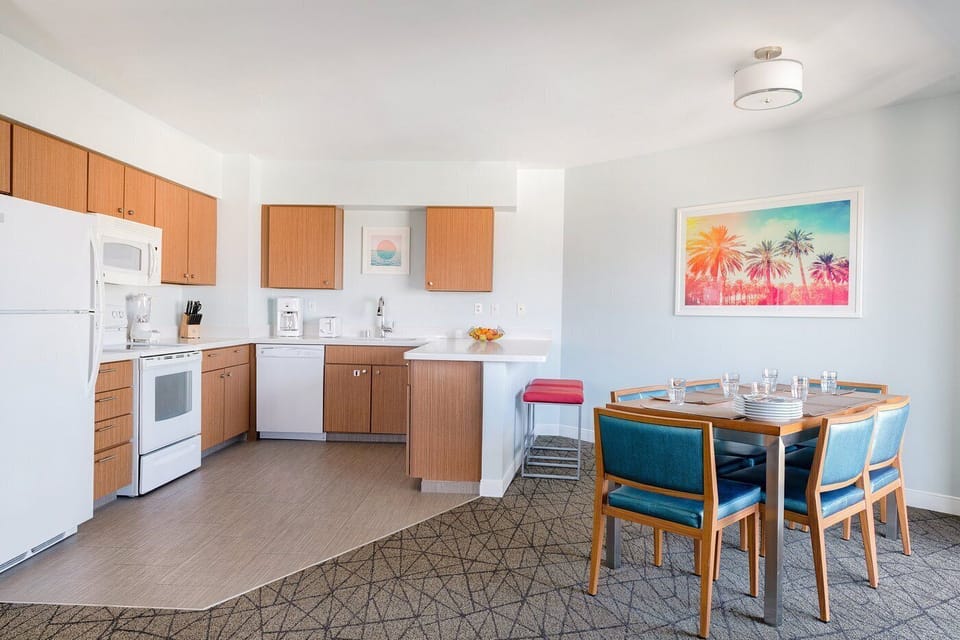 e4e5d7ef-b687-4991-8e73-5b4c2866f68b_6_WMA_2BR_Kitchen.jpg