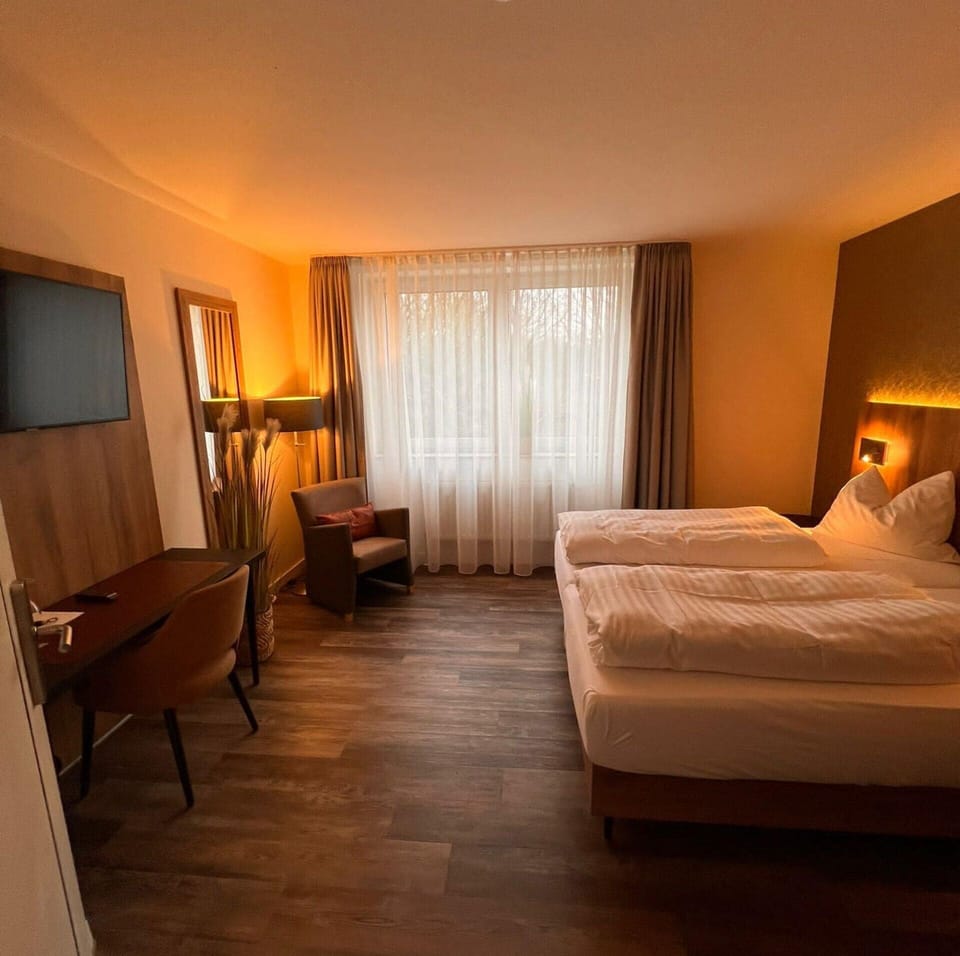 Superior Double Room | Minibar, in-room safe, desk, soundproofing